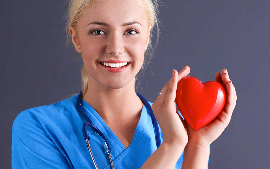  من هم الأطباء الجّراحون ؟ و كيف أصبح طبيب في جراحة القلب ؟