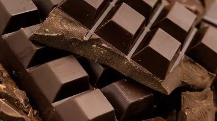 كيف تشكل الشوكولاتة خطرا على الصحة ؟