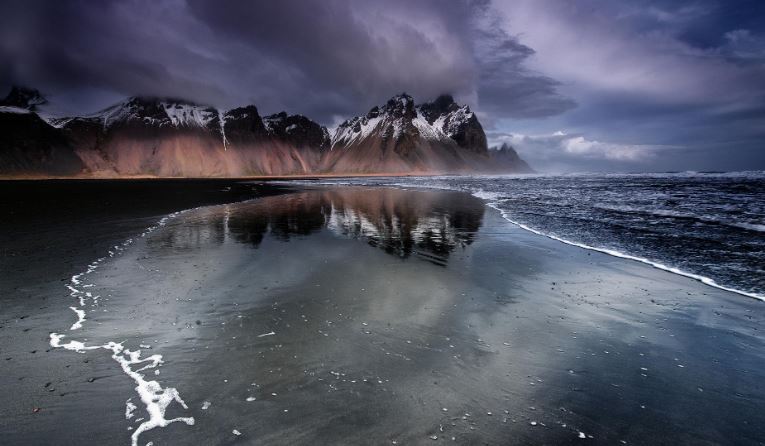 شاطئ فيك في أيسلندا ما هو موقعه و مميزاته ؟