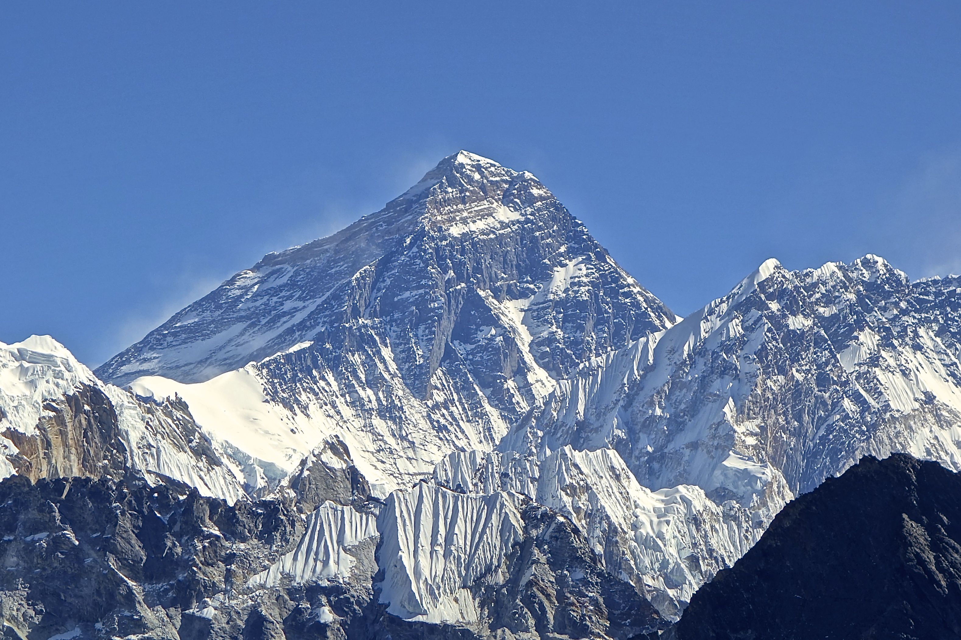 معلومات هامة عن أكبر جبل في العالم 