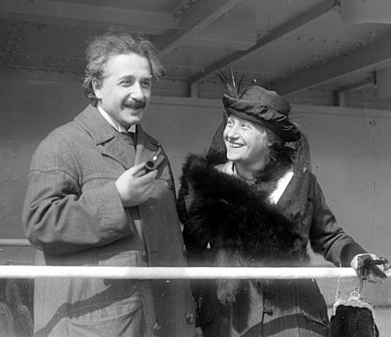 إلسا أينشتاين زوجة ألبرت أينشتاين حقائق