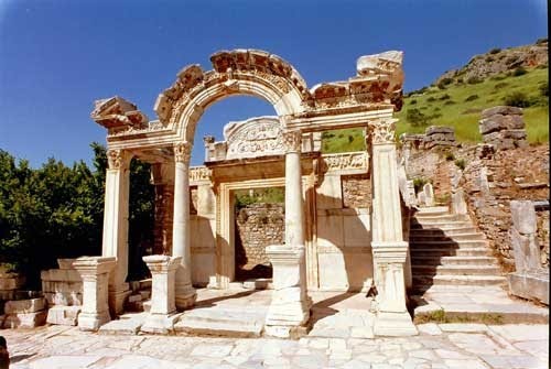 معبد أرتميس في إفسس  