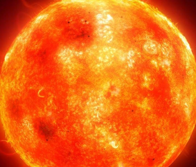 عشر حقائق علمية غريبة عن الشمس