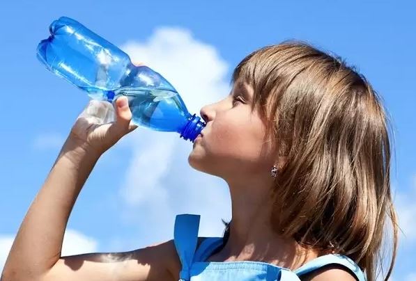 شرب الماء 7 فوائد هامة لن تتوقعها