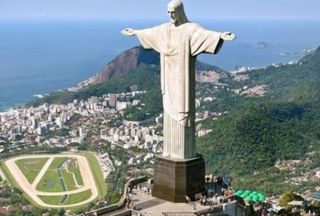  من هو تمثال المسيح الفادي بالبرازيل .. تاريخه و رمزه ! 